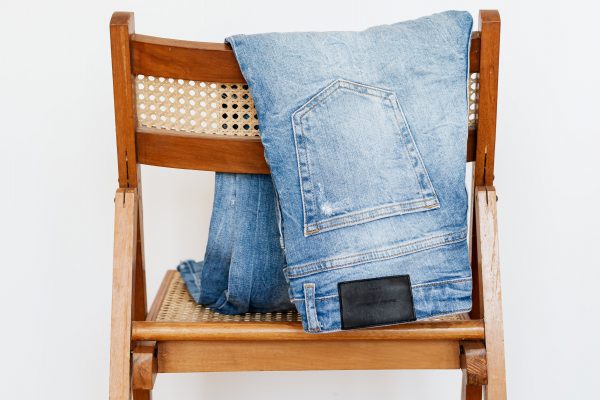 6 Manieren om een tijdloze klassieker te combineren: Jeans